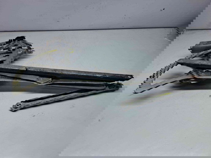 Macara electrica geam dreapta fata Toyota Rav 4 II (CLA2, XA2, ZCA2, ACA2) [Fabr 2000-2006] 85710-42080