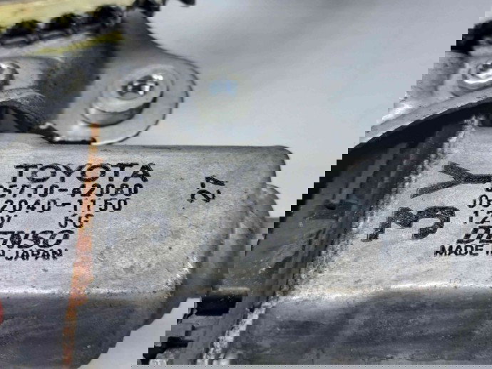 Macara electrica geam dreapta fata Toyota Rav 4 II (CLA2, XA2, ZCA2, ACA2) [Fabr 2000-2006] 85710-42080