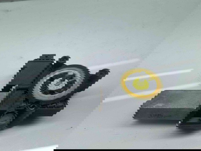 Motoras geam dreapta fata Opel Corsa D [Fabr 2006-2013]