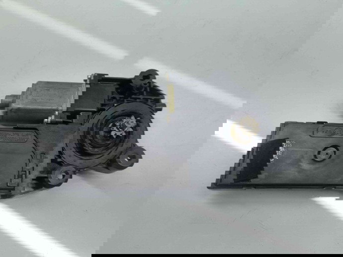 Motoras geam dreapta fata Renault Megane 3 (B95) [Fabr 2008-2016]