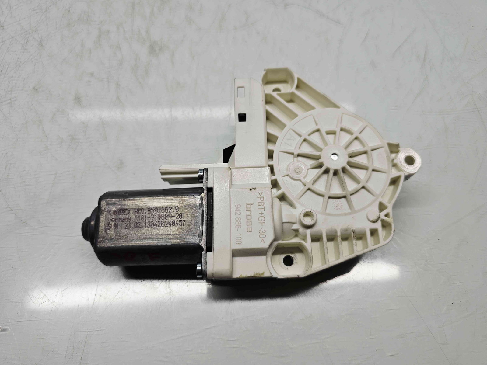 Motoras geam dreapta fata PORSCHE Cayenne (92A) [Fabr 2010-2017] - imagine 3