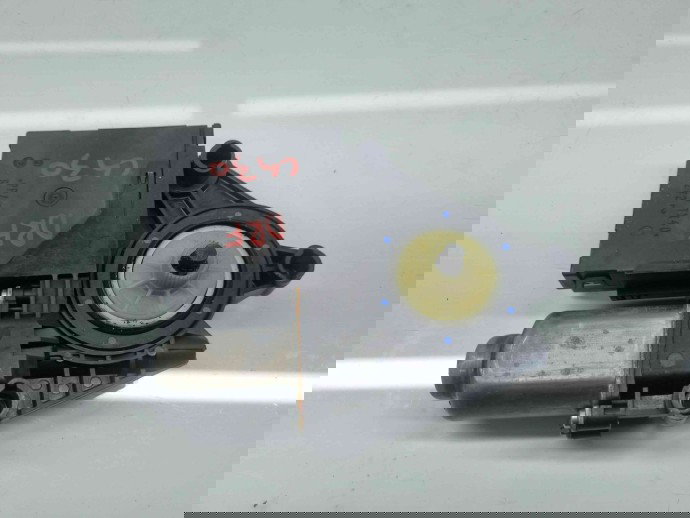 Motoras geam dreapta fata Volkswagen Golf 6 (5K1) [Fabr 2009-2013]