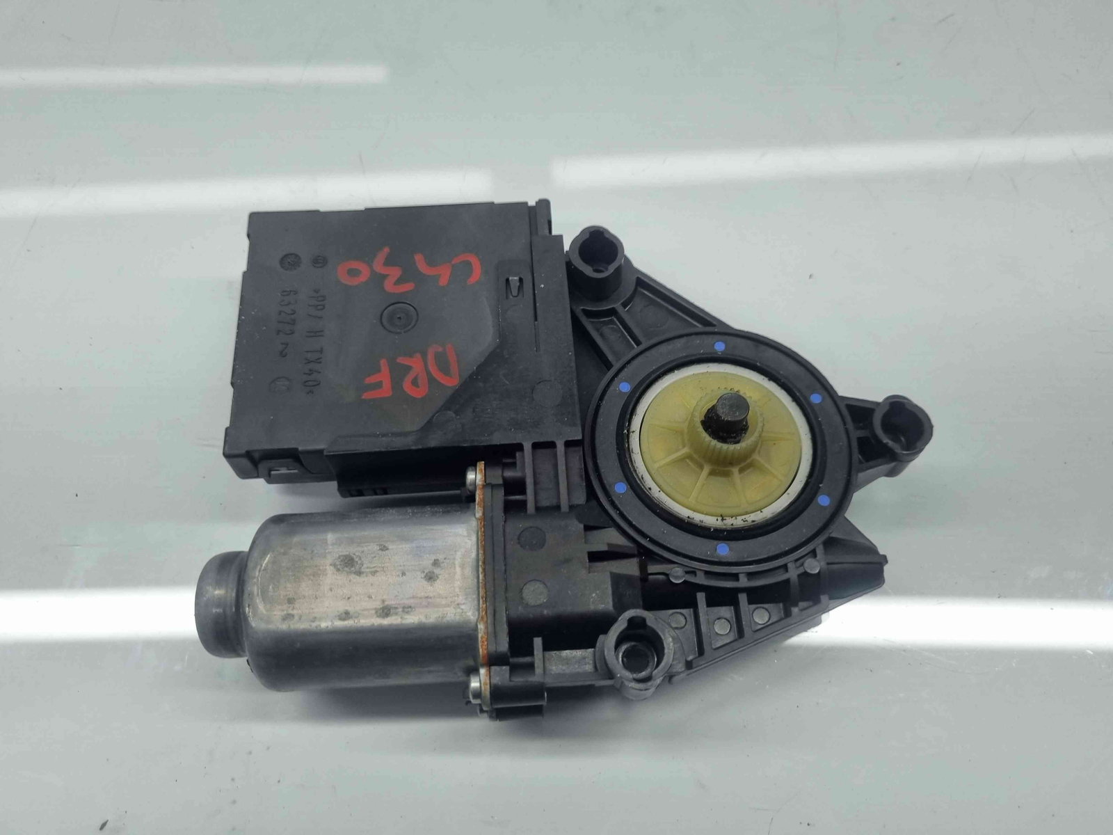 Motoras geam dreapta fata Volkswagen Golf 6 (5K1) [Fabr 2009-2013] - imagine 2