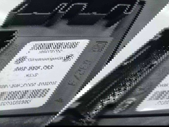 Motoras geam dreapta fata Volkswagen Golf 6 (5K1) GTD [Fabr 2009-2013]