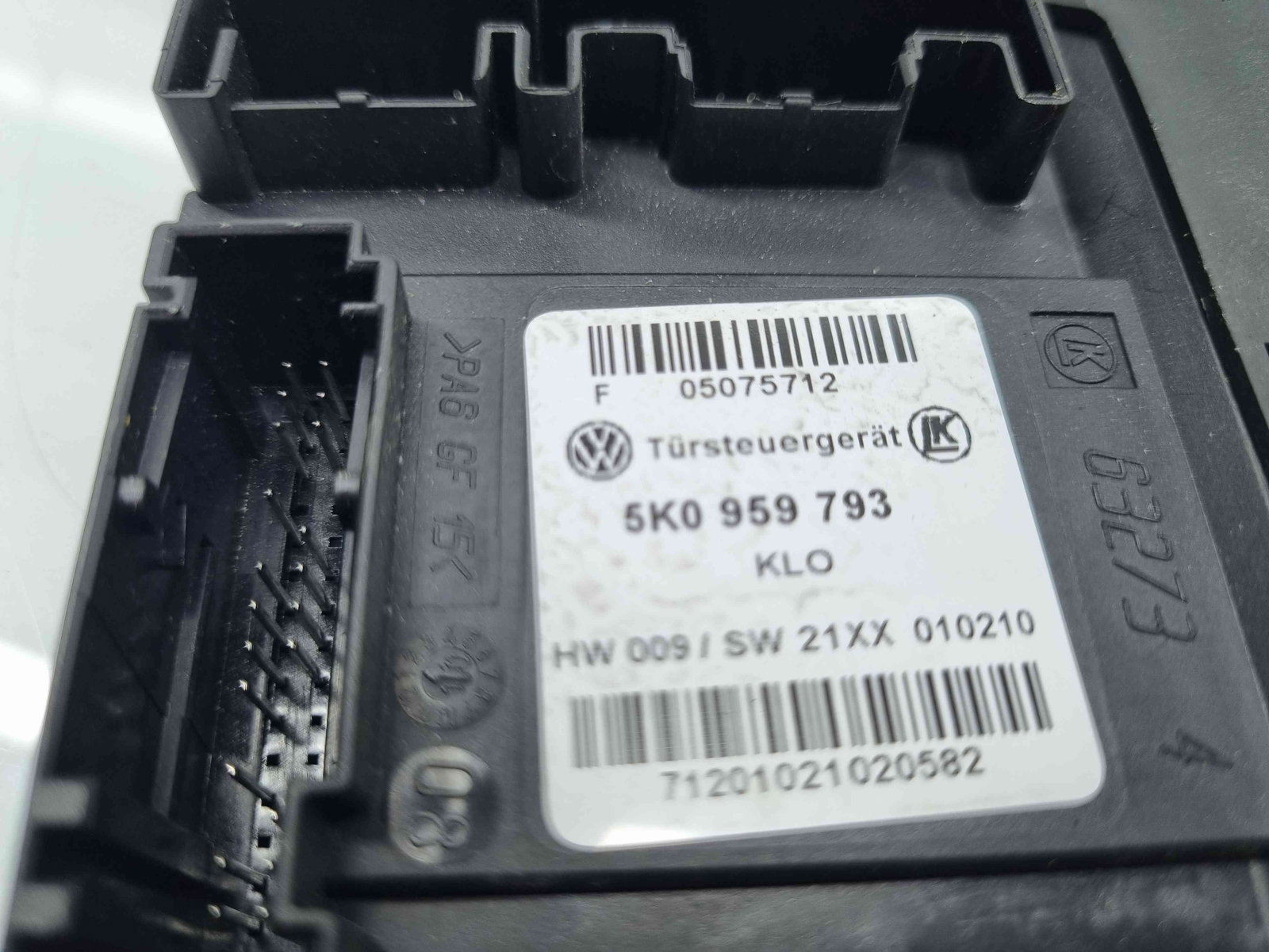 Motoras geam dreapta fata Volkswagen Golf 6 (5K1) GTD [Fabr 2009-2013] - imagine 7