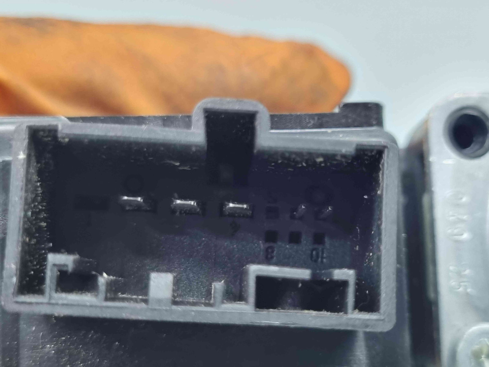 Motoras geam dreapta spate Seat Ibiza 6 (KJ1) Facelift [Fabr 2017-prezent] - imagine 3