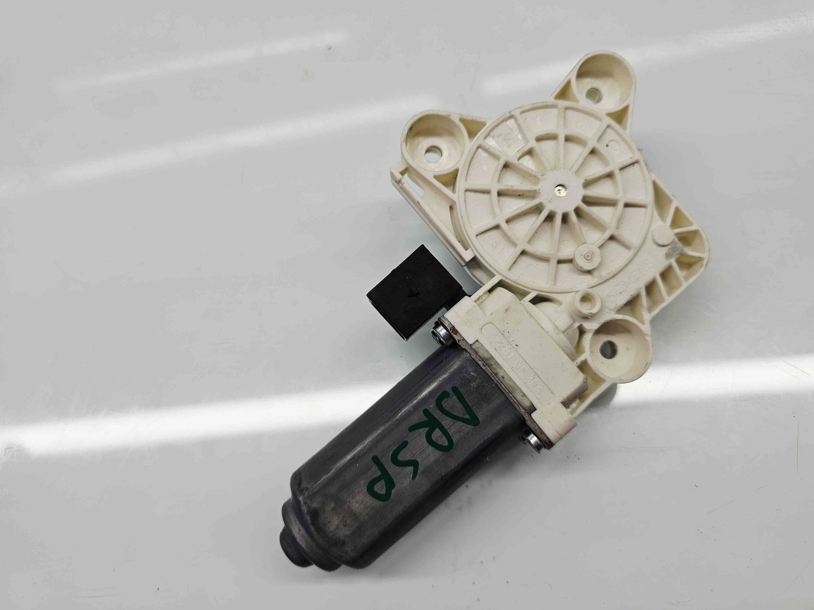 Motoras geam dreapta spate Mercedes Clasa E (W211) [Fabr 2002-2009] - imagine 5