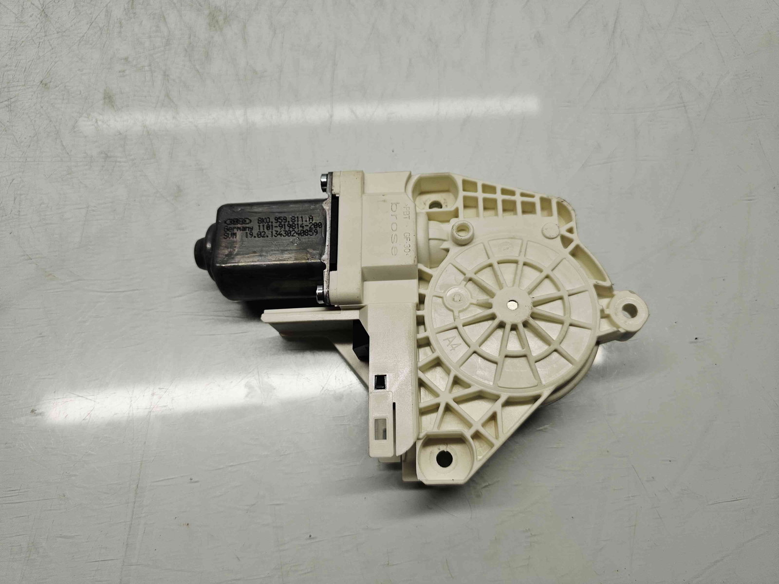 Motoras geam dreapta spate PORSCHE Cayenne (92A) [Fabr 2010-2017] - imagine 3