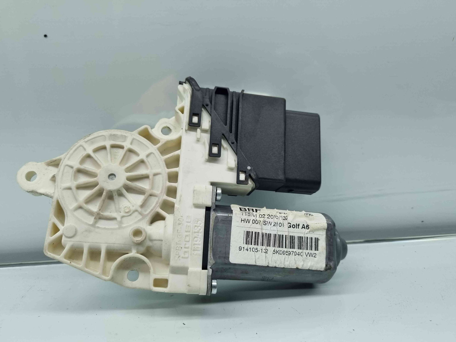 Motoras geam dreapta spate Volkswagen Golf 6 (5K1) GTD [Fabr 2009-2013]