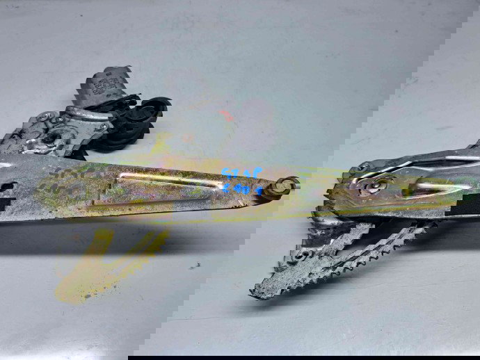 Macara electrica geam stanga spate Toyota Rav 4 II (CLA2, XA2, ZCA2, ACA2) [Fabr 2000-2006] 85710-42070