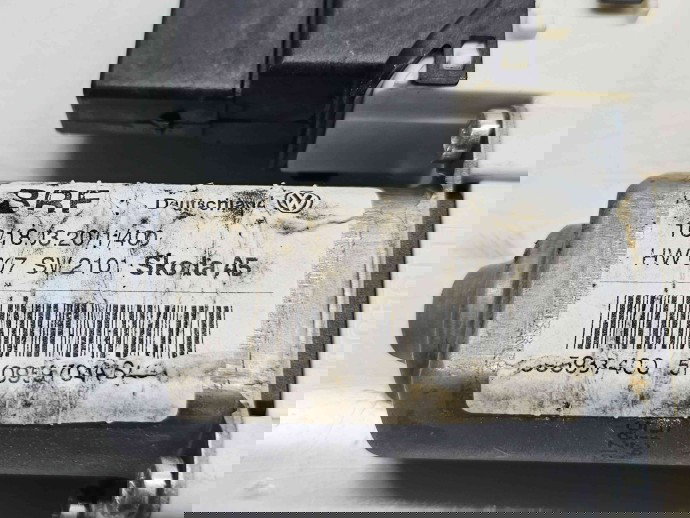 Motoras geam dreapta spate Skoda Octavia 2 Combi (1Z5) [Fabr 2004-2013] Facelift