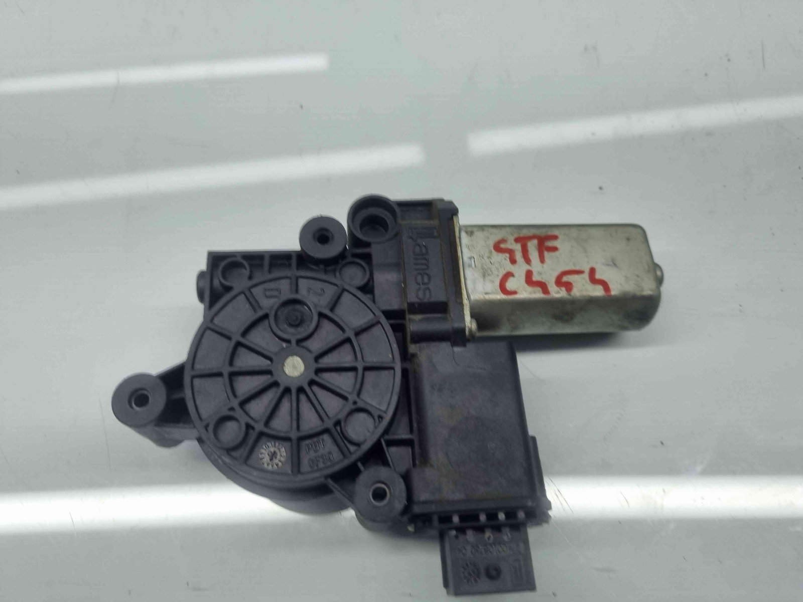 Motoras geam stanga fata Opel Corsa D [Fabr 2006-2013] - imagine 1