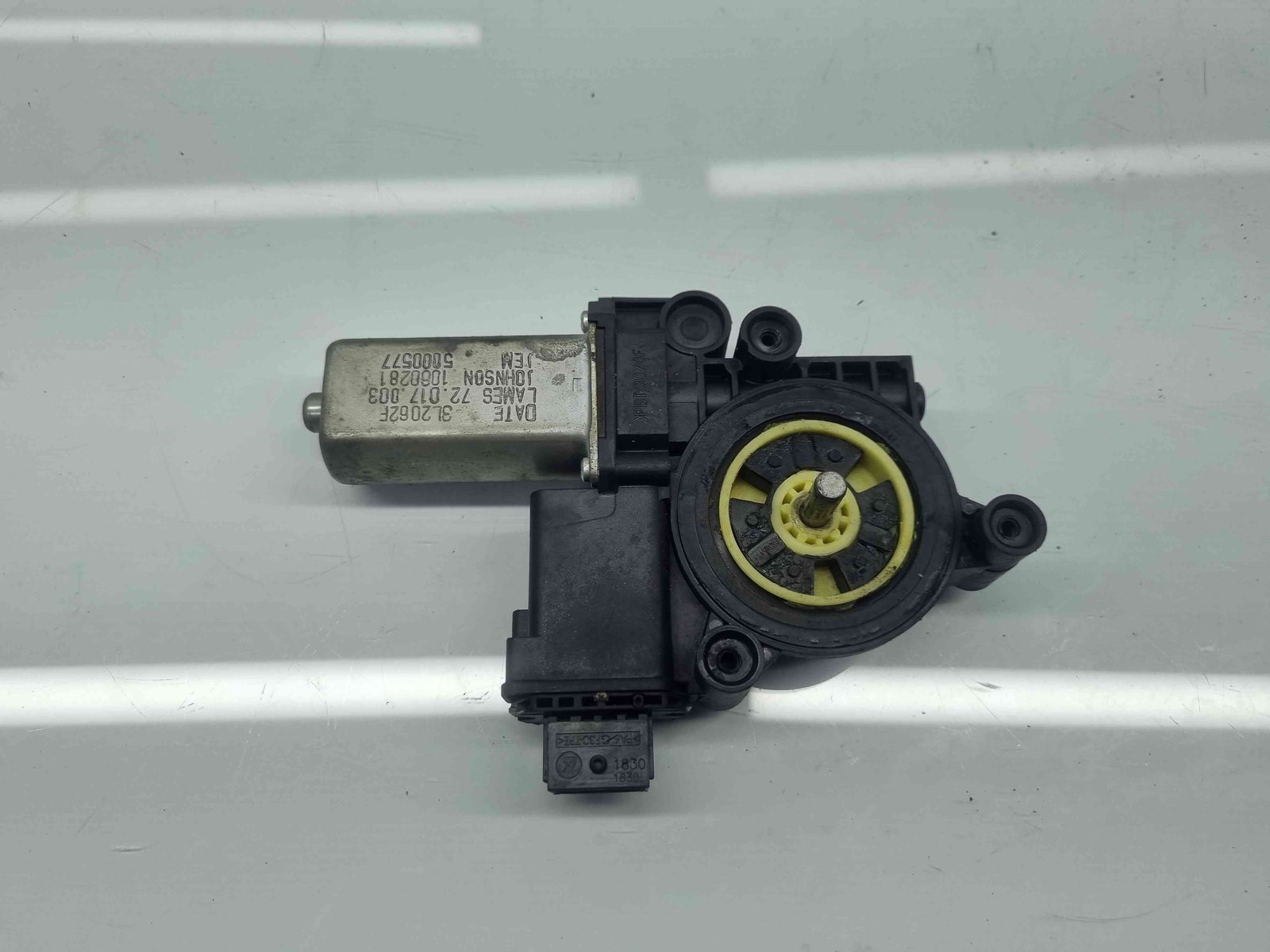 Motoras geam stanga fata Opel Corsa D [Fabr 2006-2013] - imagine 2