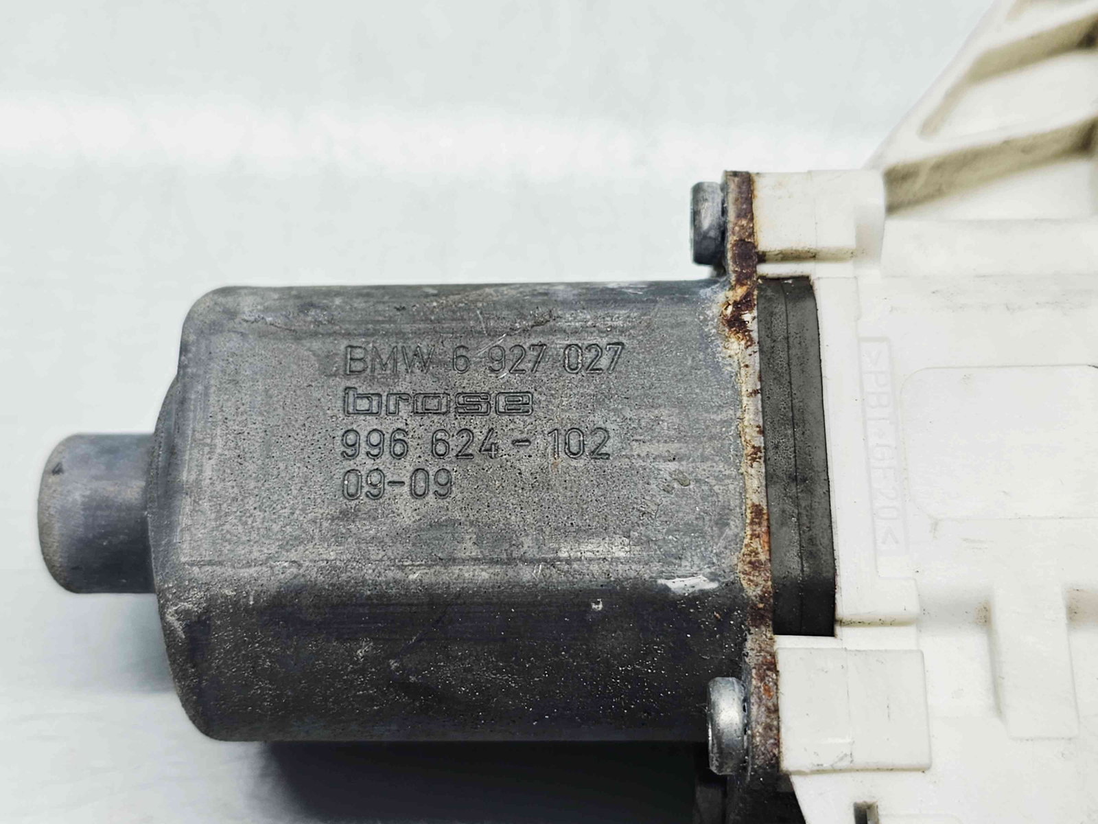 Motoras geam stanga fata Bmw 3 (E90) Facelift [Fabr 2005-2011] - imagine 2