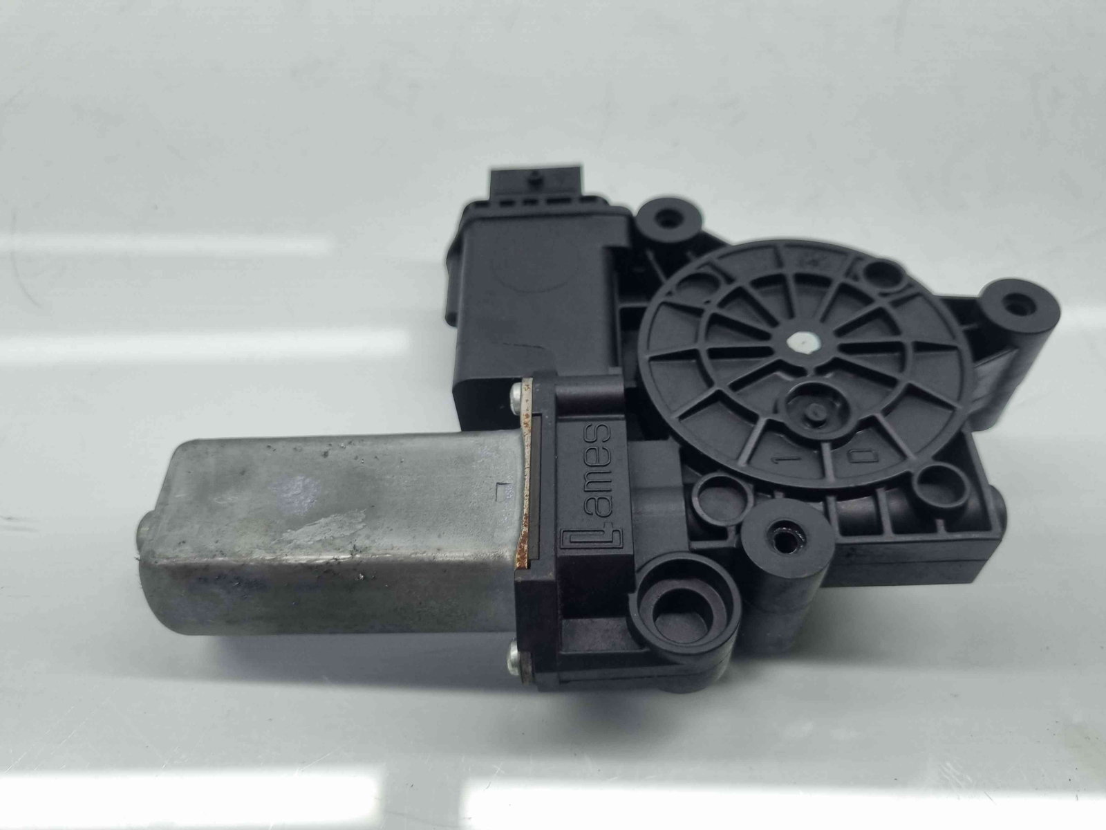 Motoras geam stanga fata Opel Corsa D [Fabr 2006-2013] - imagine 1