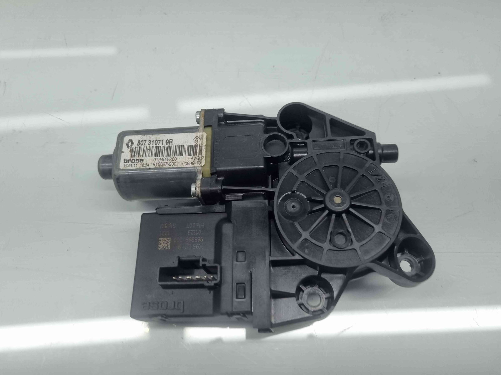 Motoras geam stanga fata Renault Megane 3 (B95) [Fabr 2008-2016] - imagine 1