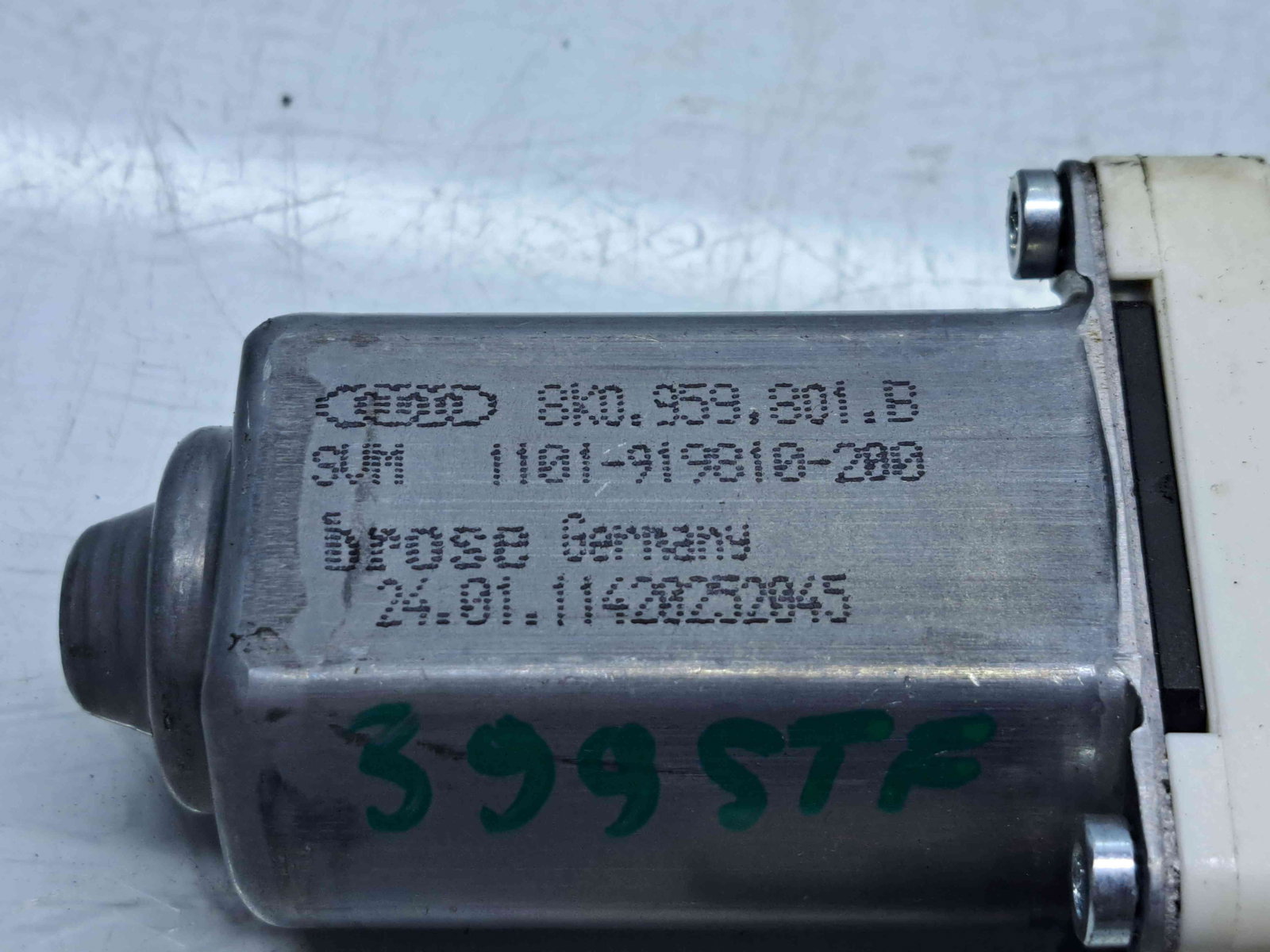 Motoras geam stanga fata Audi Q5 (8RB) [Fabr 2008-2016] S-line - imagine 2