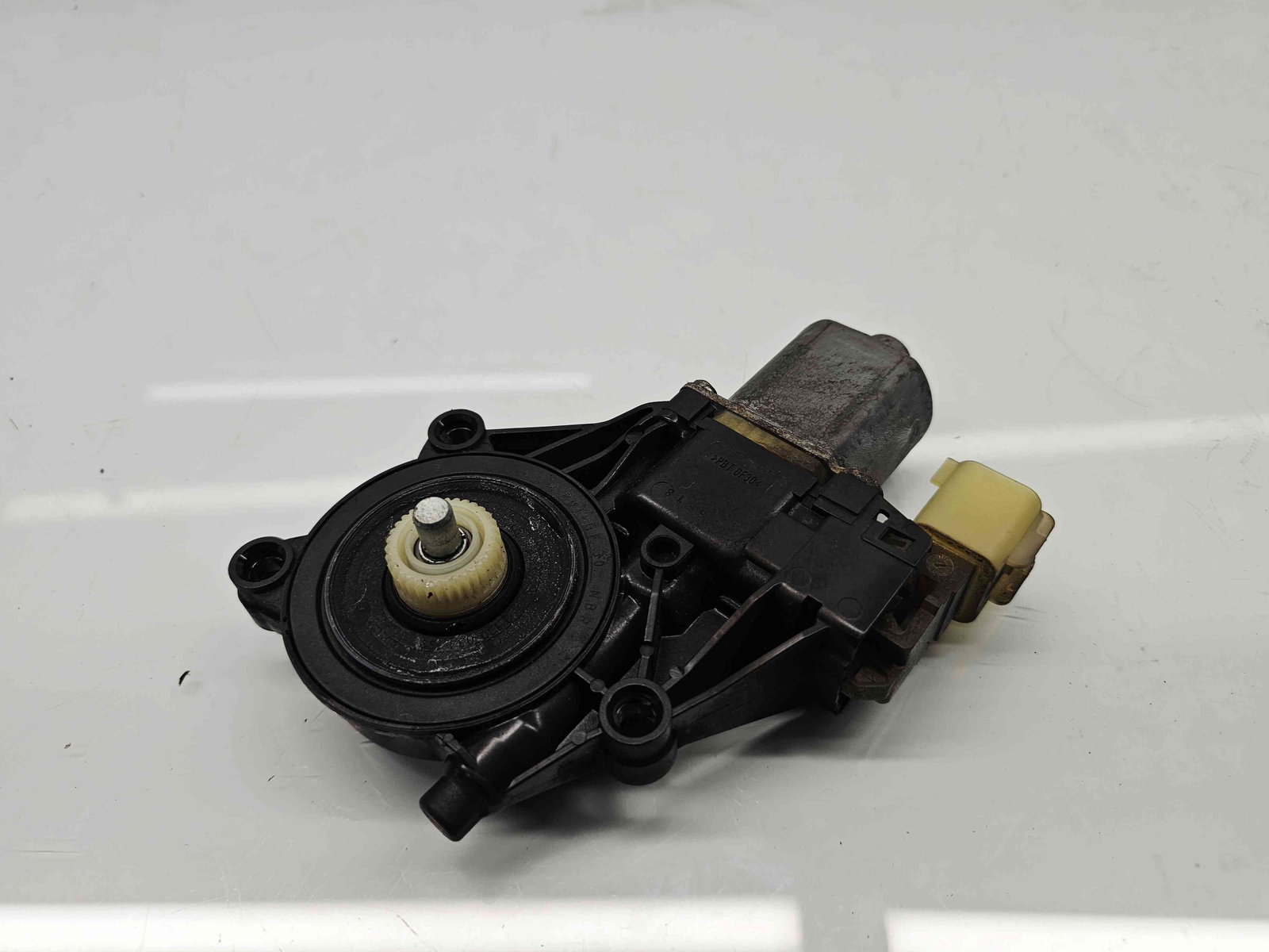 Motoras geam stanga fata Ford Fiesta 6 facelift [Fabr 2008-2019] - imagine 1