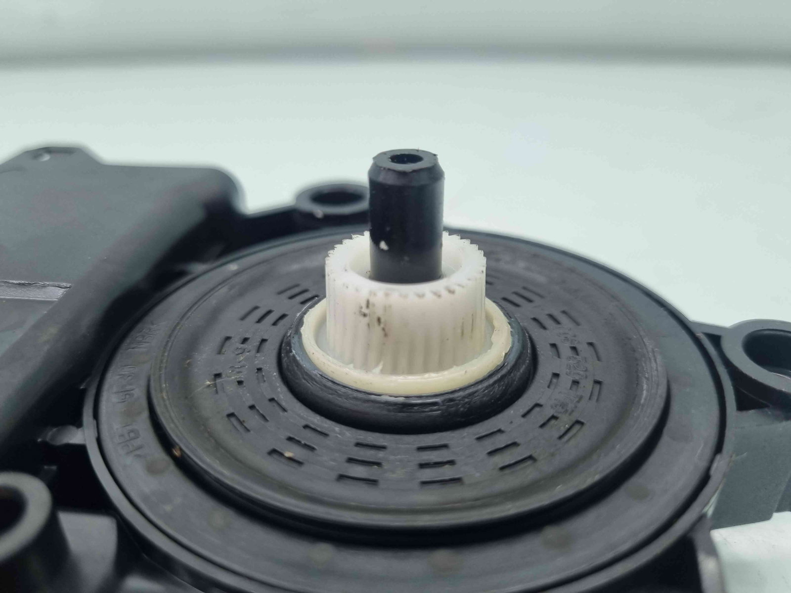 Motoras geam stanga fata Hyundai i40 Wagon [Fabr 2012-2019] - imagine 3