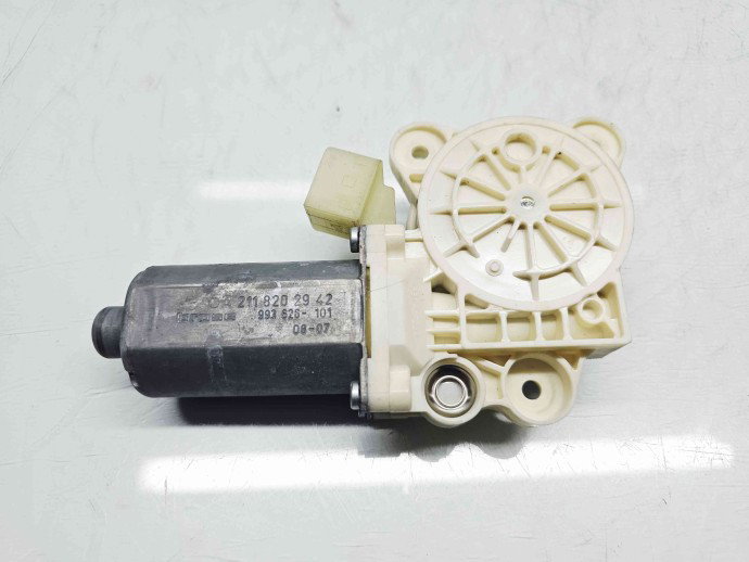 Motoras geam stanga fata Mercedes Clasa E (W211) [Fabr 2002-2009]