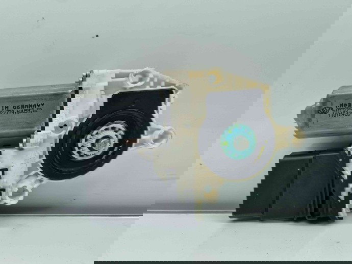 Motoras geam stanga spate Volkswagen Golf 6 (5K1) GTD [Fabr 2009-2013]