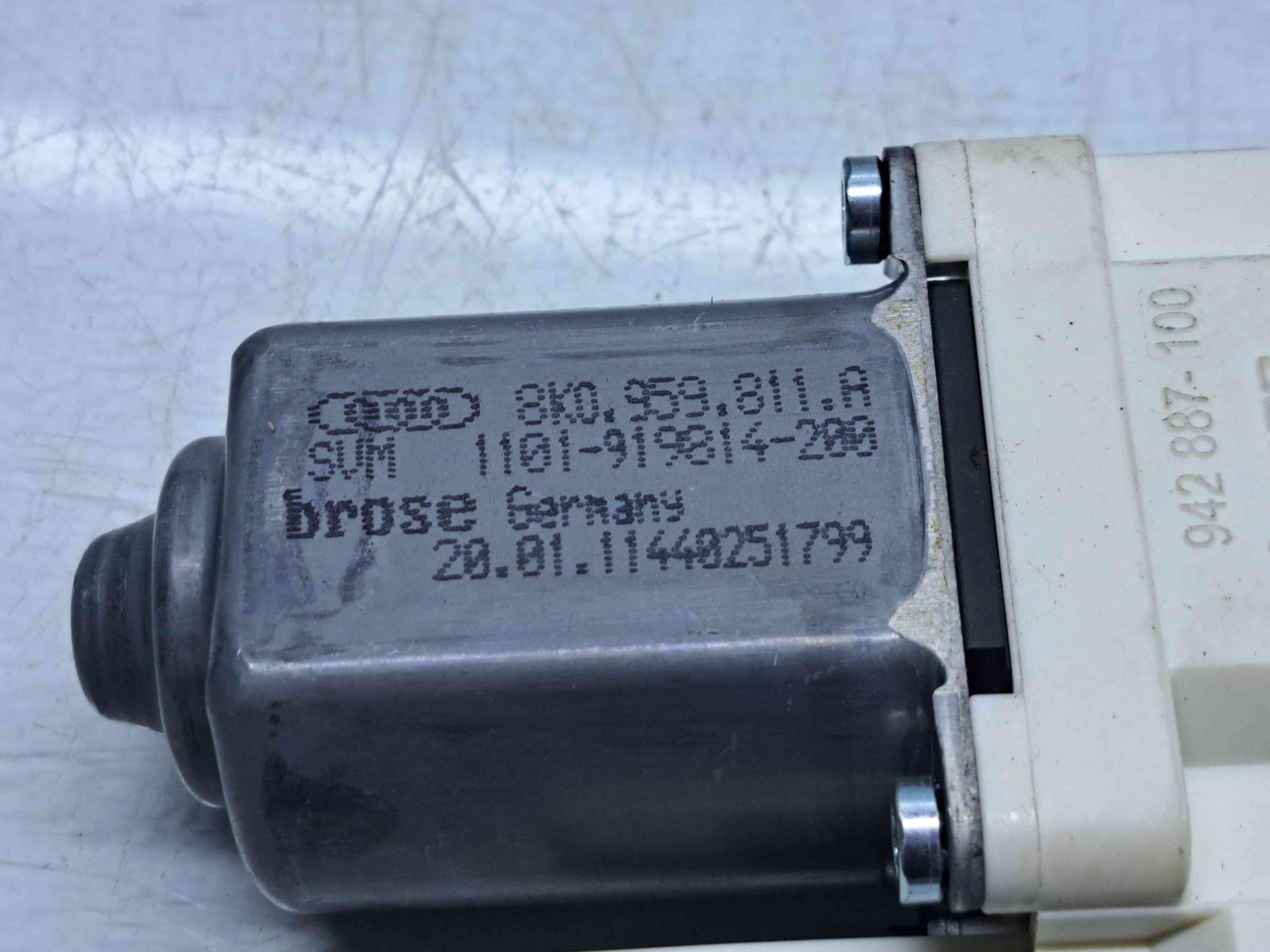 Motoras geam stanga spate Audi Q5 (8RB) [Fabr 2008-2016] S-line - imagine 2