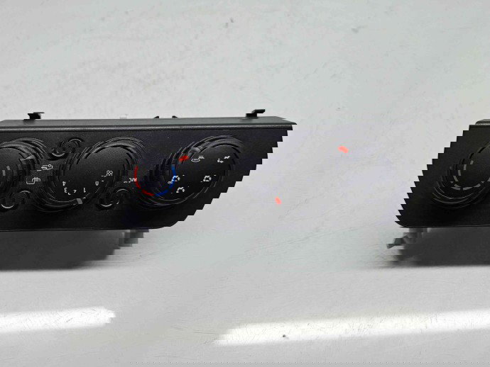  Panou comanda clima Dacia Sandero 3 [Fabr 2020-prezent] 275003079