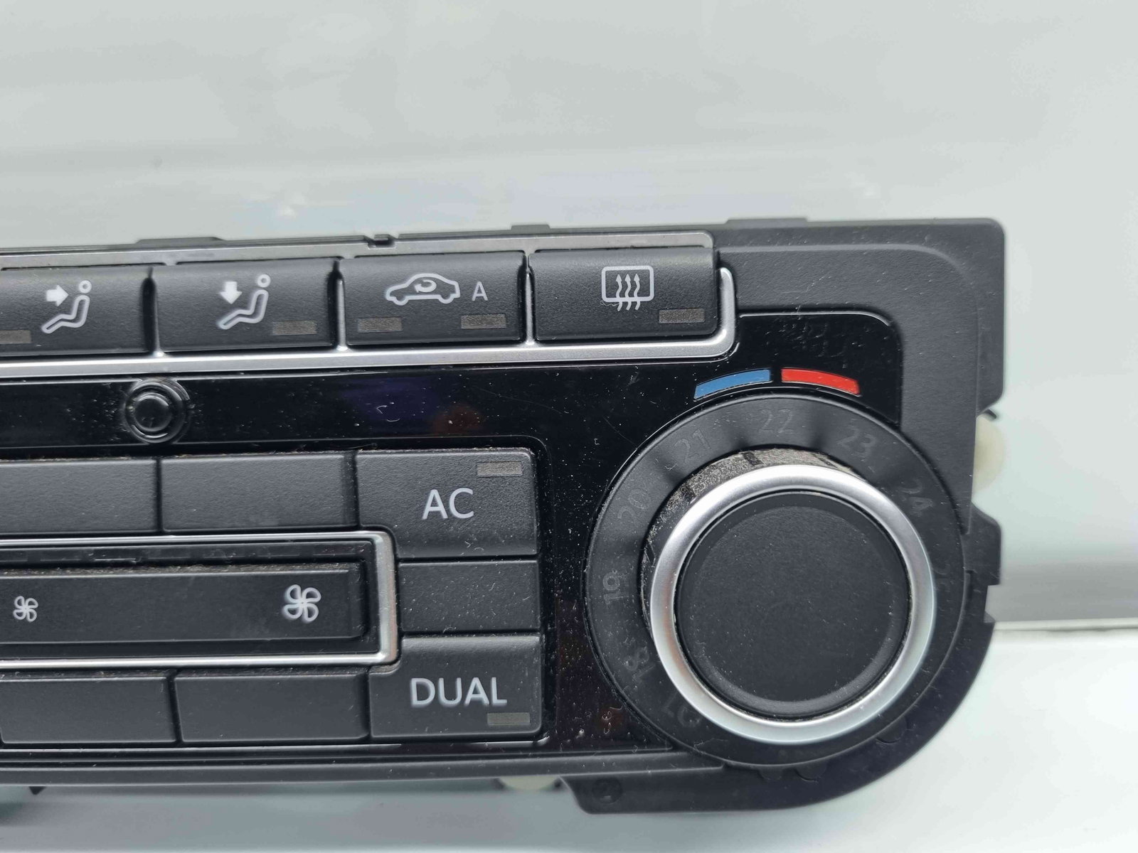 Panou comanda clima Volkswagen Golf 6 (5K1) GTD [Fabr 2009-2013] 5K0907044 - imagine 3