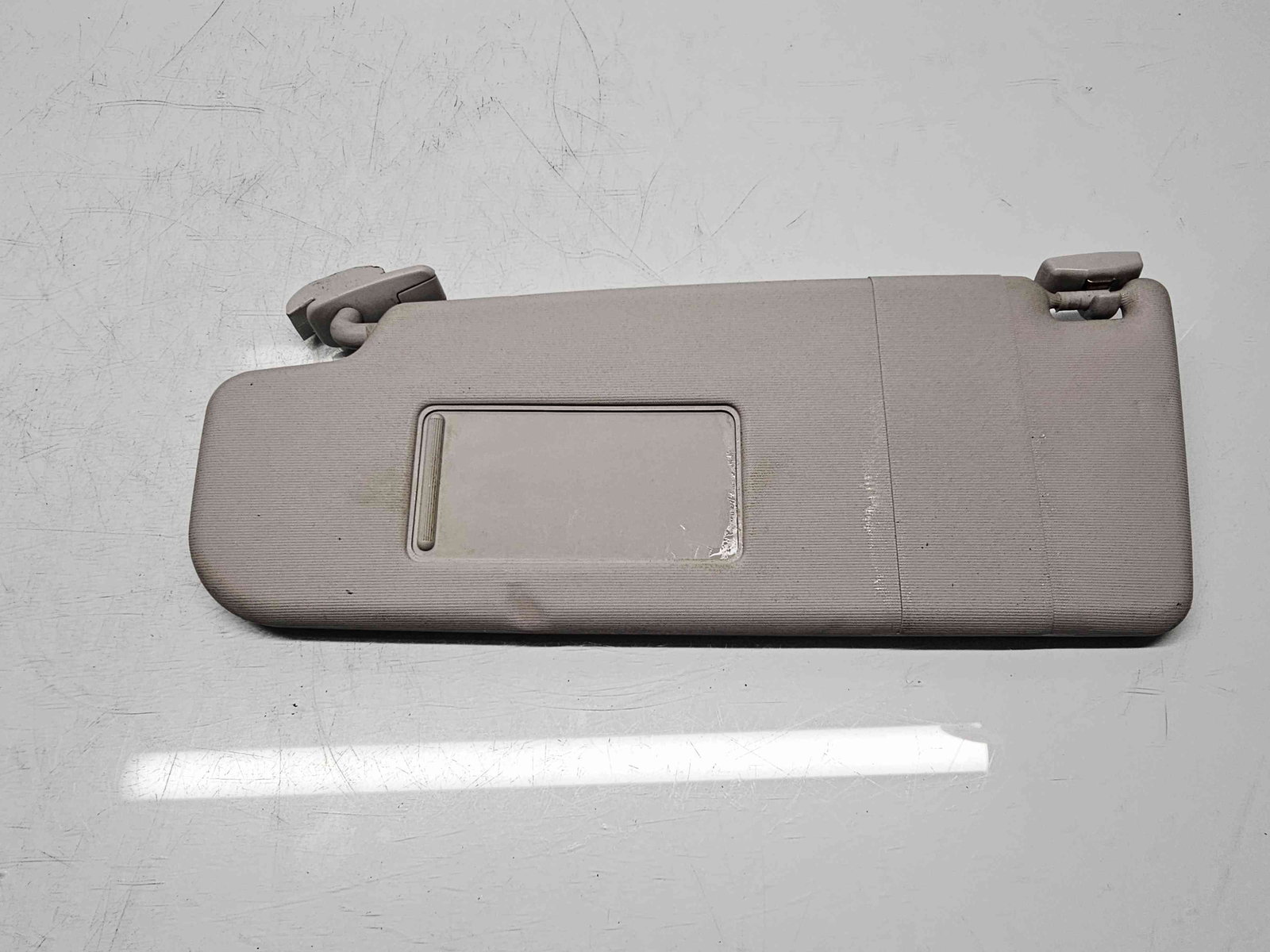 Parasolar stanga Skoda Octavia 2 Combi (1Z5) [Fabr 2004-2013] Facelift OEM - imagine 2