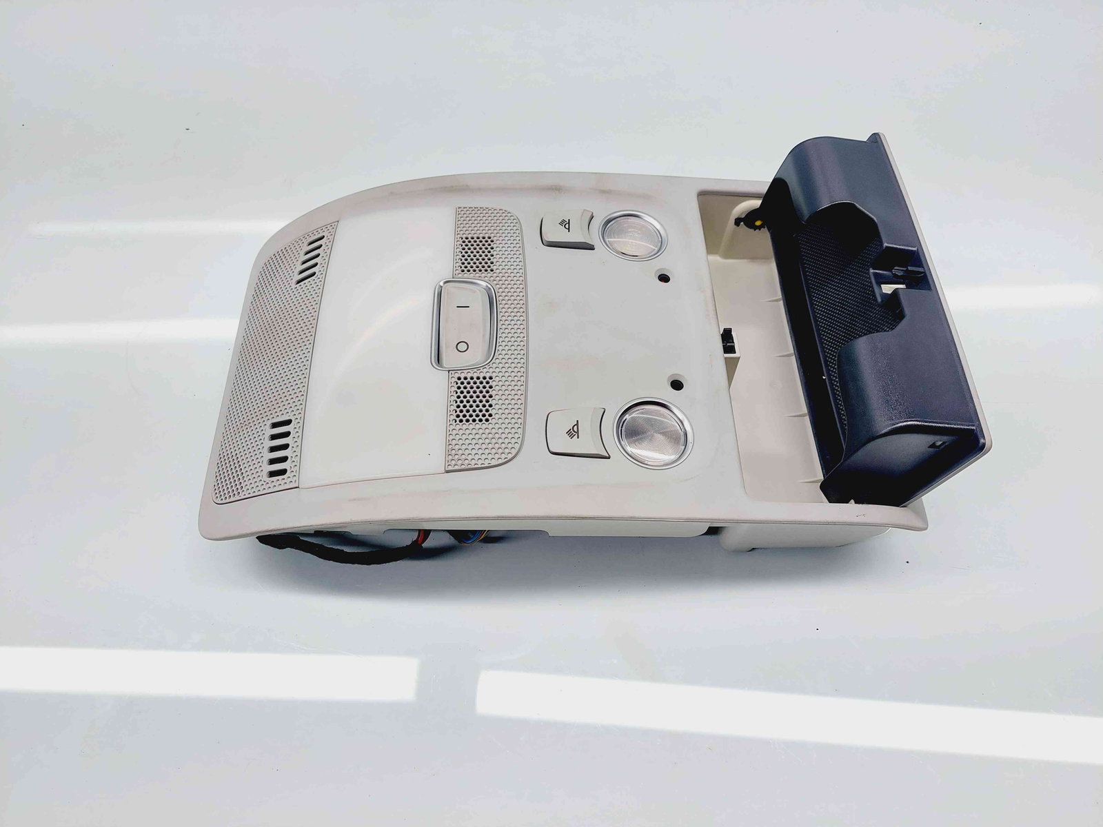 Plafoniera fata Audi A5 Sportback (8TA) Facelift [Fabr 2009-2015] 8T0947135BF - imagine 2