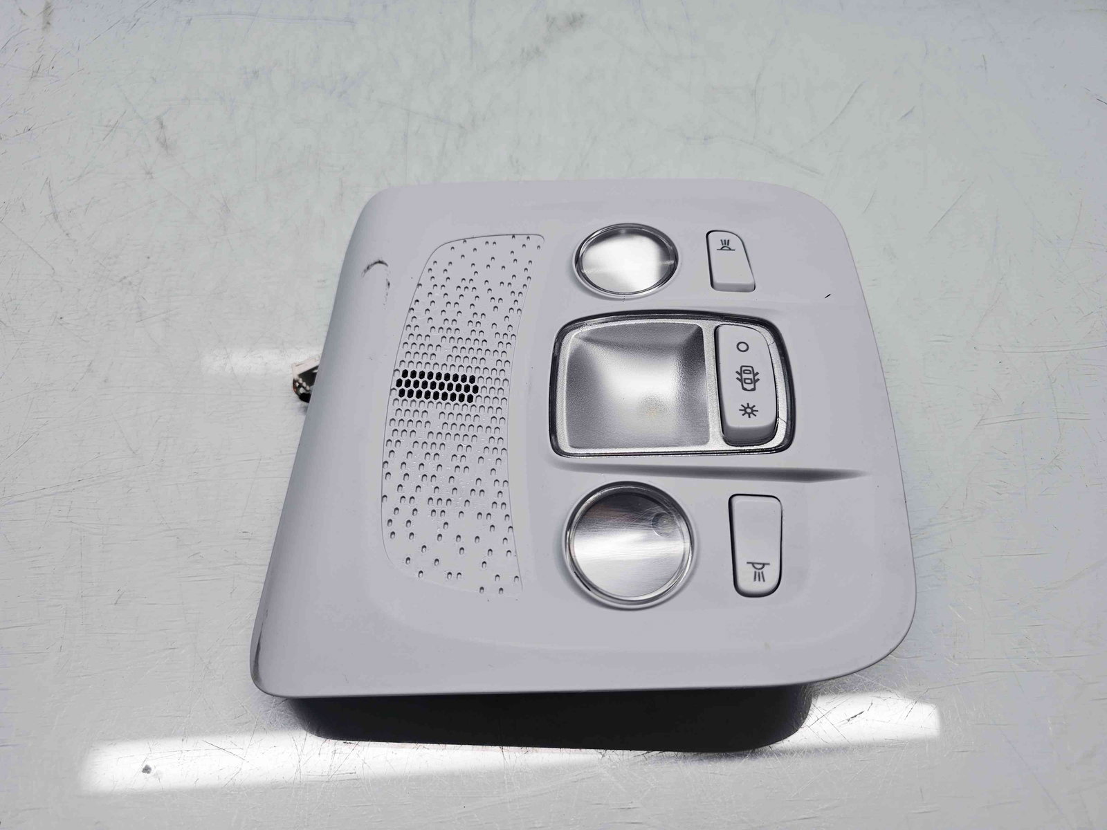 Plafoniera fata Peugeot 2008 [Fabr 2013-prezent] 9673810977 - imagine 1