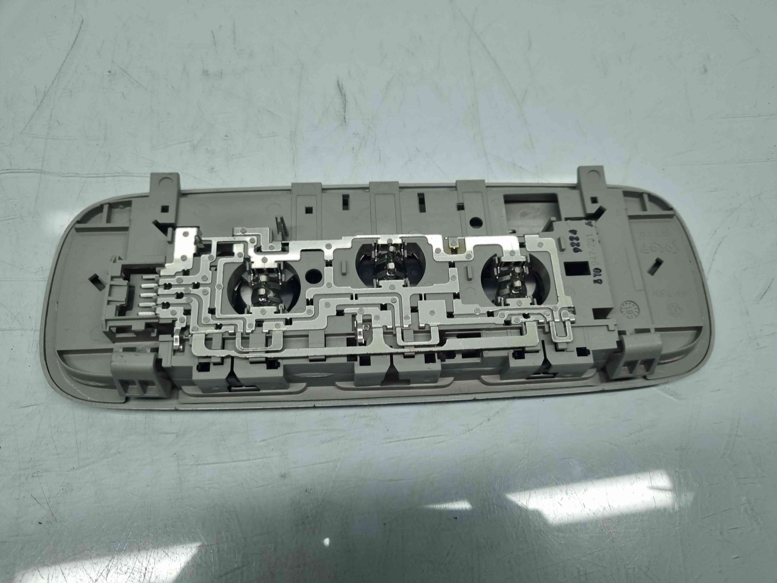 Plafoniera spate Skoda Octavia 3 Combi (5E5) [Fabr 2012-prezent] Facelift 3T0947291 - imagine 2