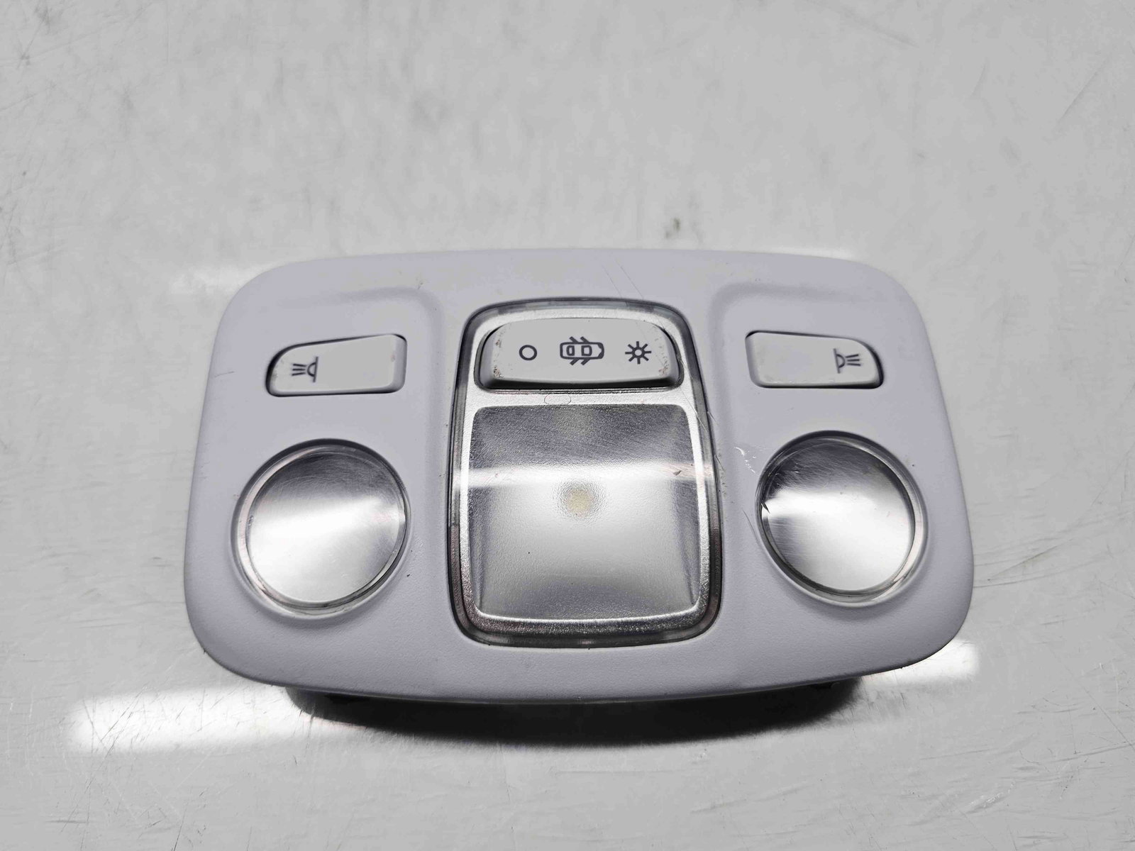 Plafoniera spate Peugeot 2008 [Fabr 2013-prezent] OEM - imagine 2