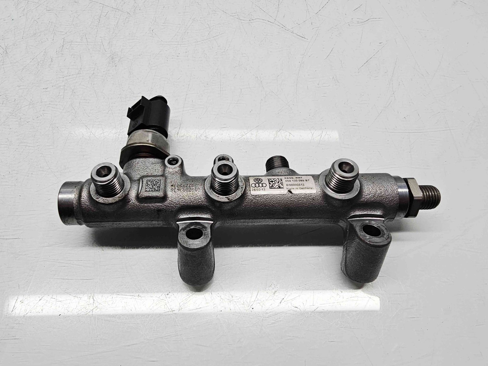 Rampa injectoare PORSCHE Cayenne (92A) [Fabr 2010-2017] 059130089BT 3.0 TDI CRCA 180KW / 245CP - imagine 1