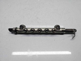 Rampa injectoare Opel Astra J [Fabr 2009-2015] 55570022 1.6 cdti B16DTL 81KW / 110CP