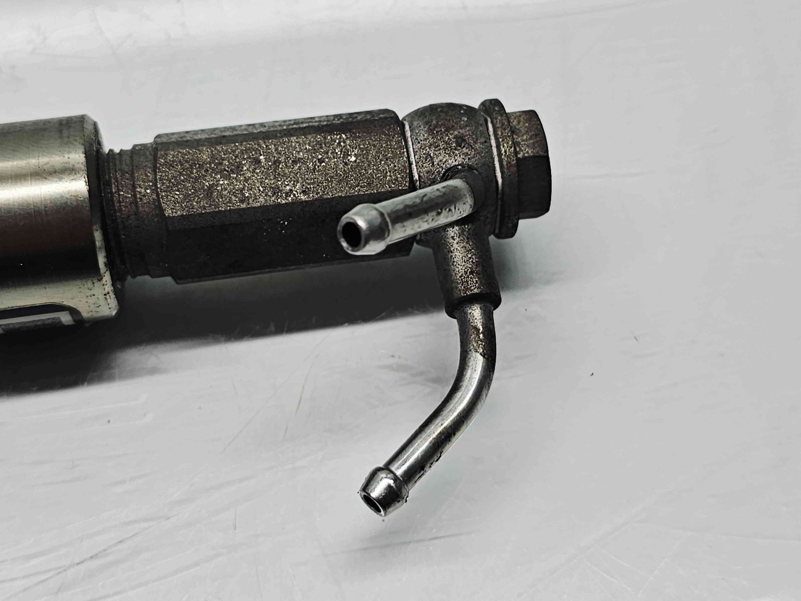 Rampa injectoare Opel Astra J [Fabr 2009-2015] 55570022 1.6 cdti B16DTL 81KW / 110CP - imagine 4