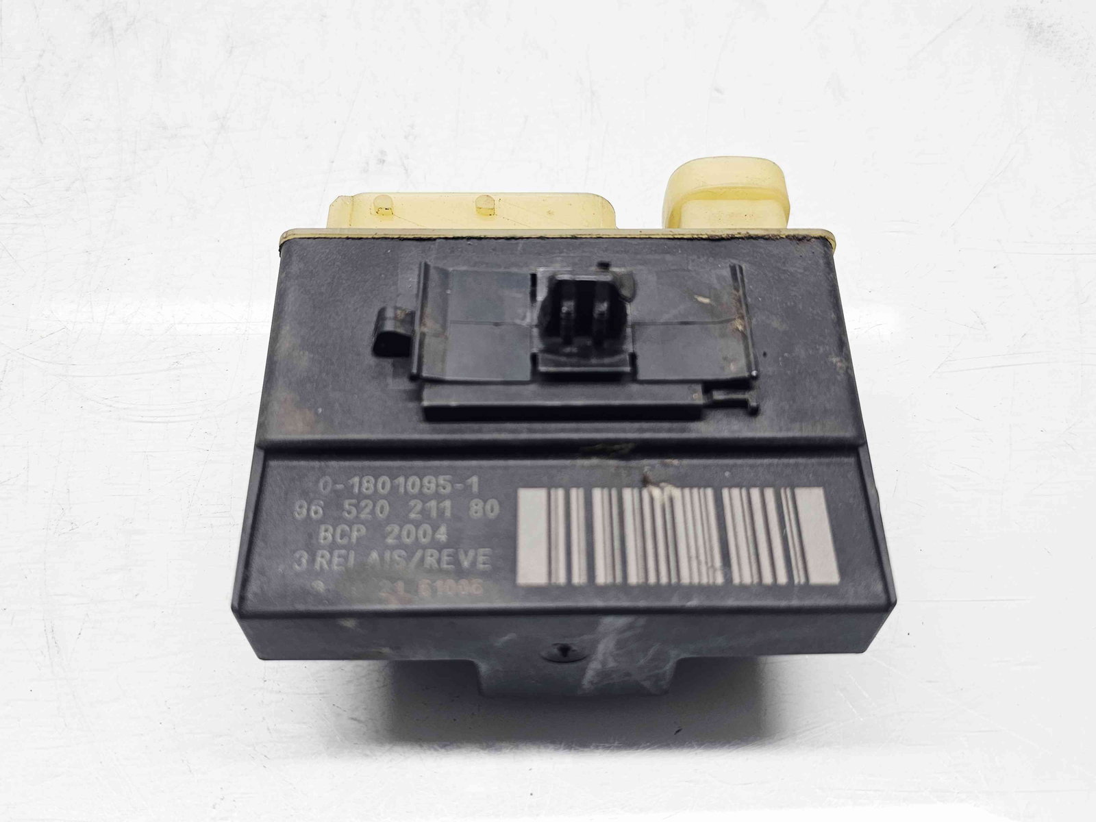 Releu CitroenDS3 [Fabr 2009-2015] 9652021180 - imagine 1