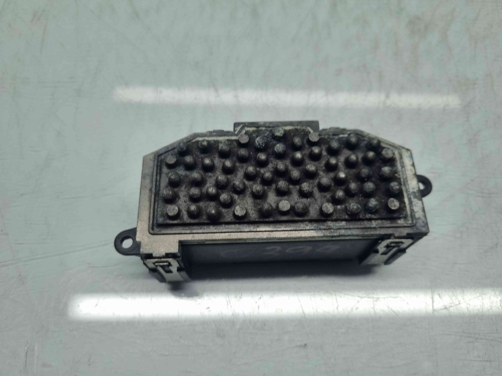 Releu AudiQ5 (8RB) [Fabr 2008-2016] S-line 8K0820521B - imagine 2