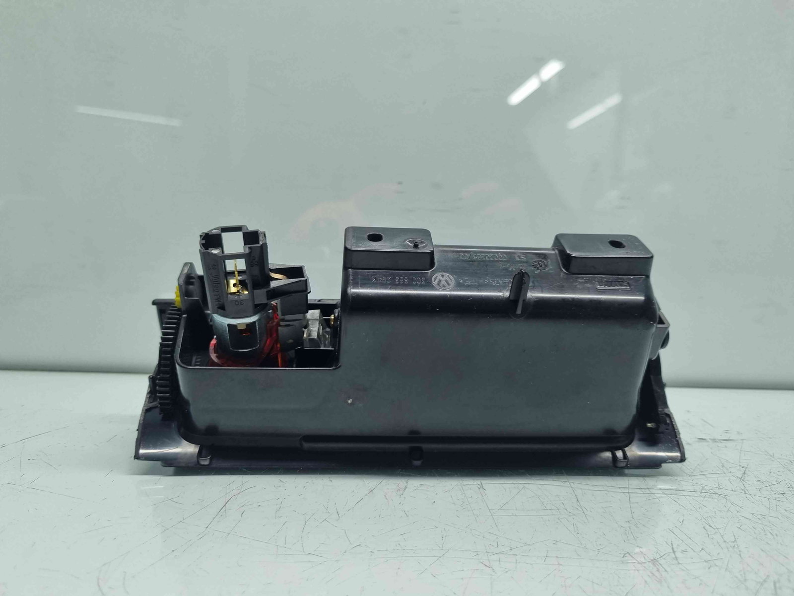 Scrumiera Volkswagen Passat CC (358) Facelift [Fabr 2012-2016] 3C0863284K - imagine 6