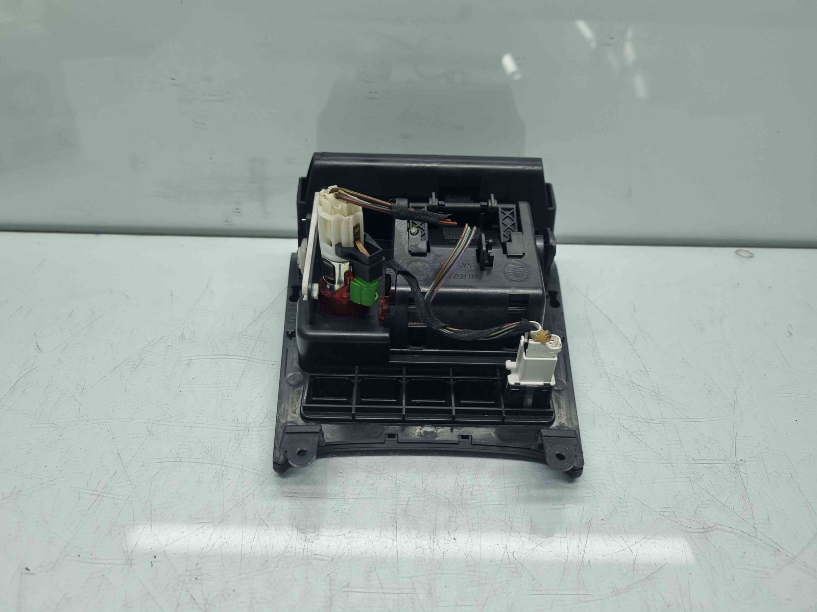 Scrumiera Volkswagen Golf 6 (5K1) GTD [Fabr 2009-2013] 5K0857961 - imagine 6