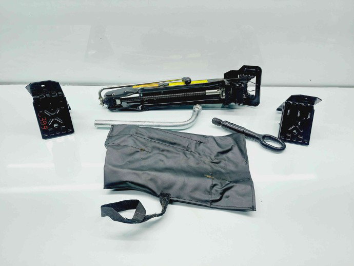  Set cric si cheie Audi Q5 (8RB) [Fabr 2008-2016] S-line 8R0011031C