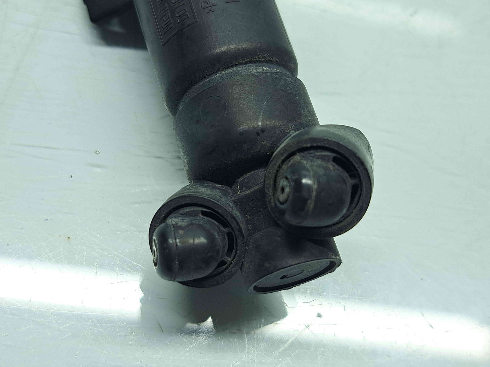 Spalator far dreapta Audi Q5 (8RB) [Fabr 2008-2016] S-line 8R0955102 - imagine 3