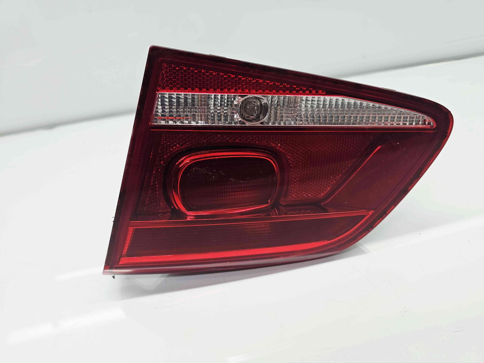 Stop haion dreapta Volkswagen Passat B7 (362) [Fabr 2010-2014] 3AE945094J - imagine 2