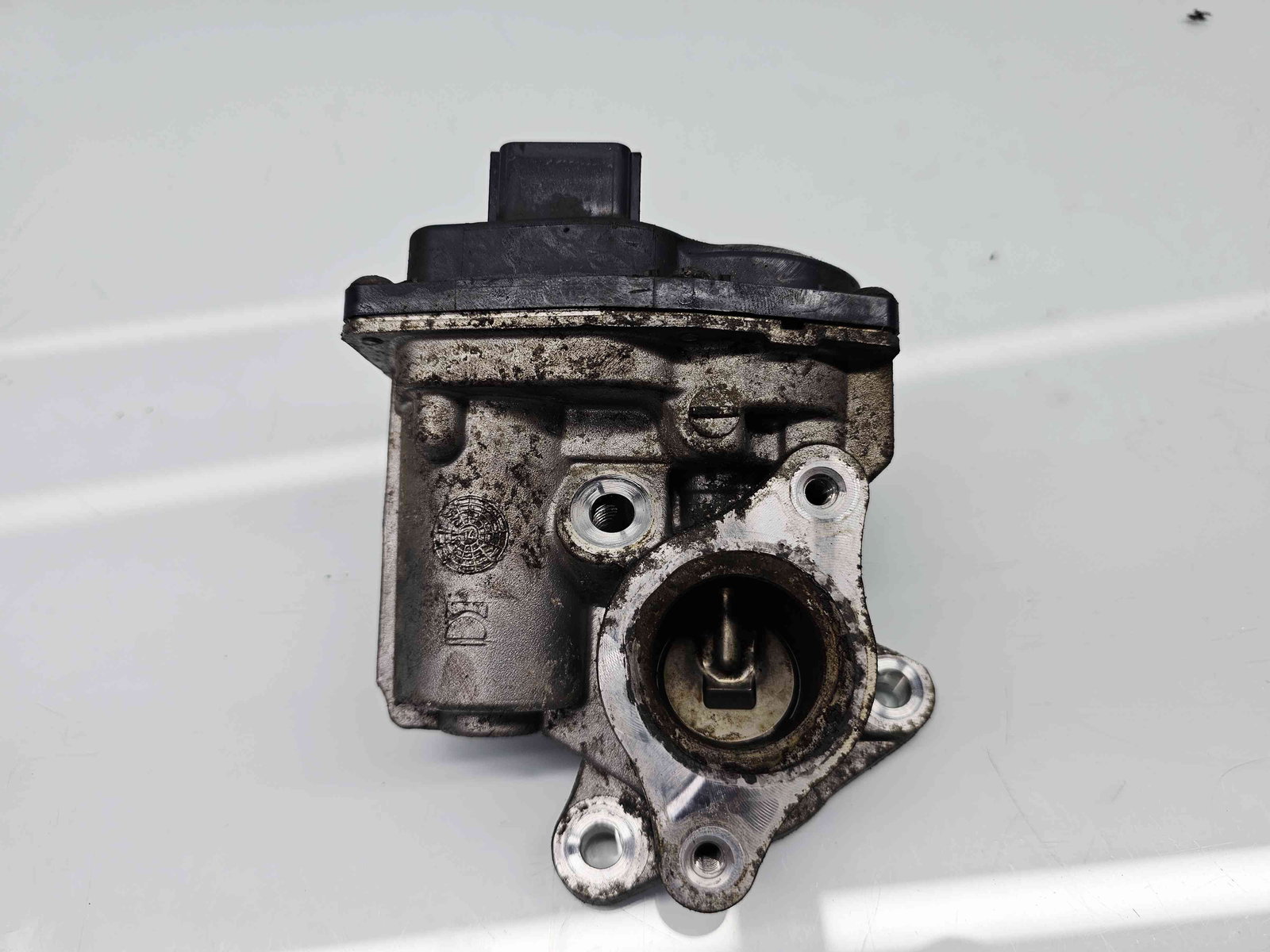 Supapa EGR Nissan Qashqai (2) [Fabr 2013-2017] 147104647R 1.5 DCI K9K 81KW / 110CP - imagine 2