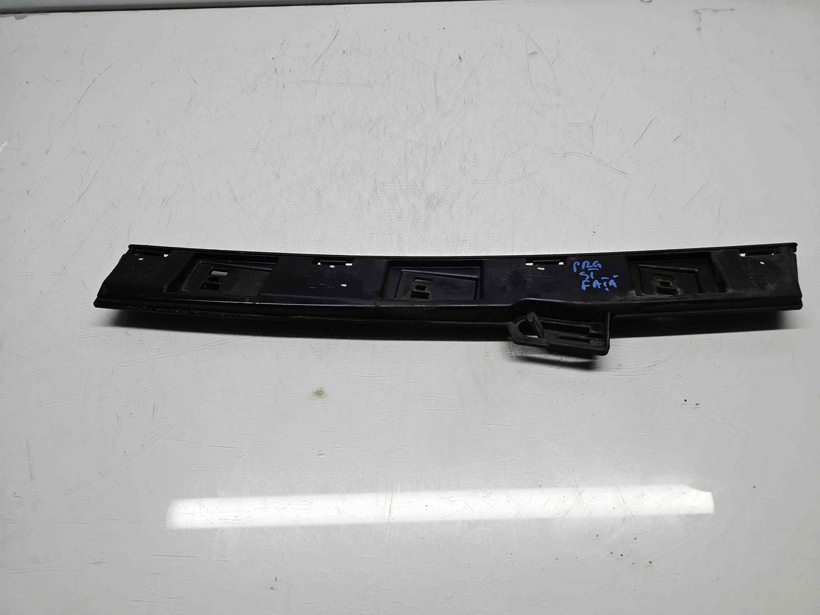 Suport prag stanga Bmw 1 (F21) [Fabr 2012-2017] - imagine 1