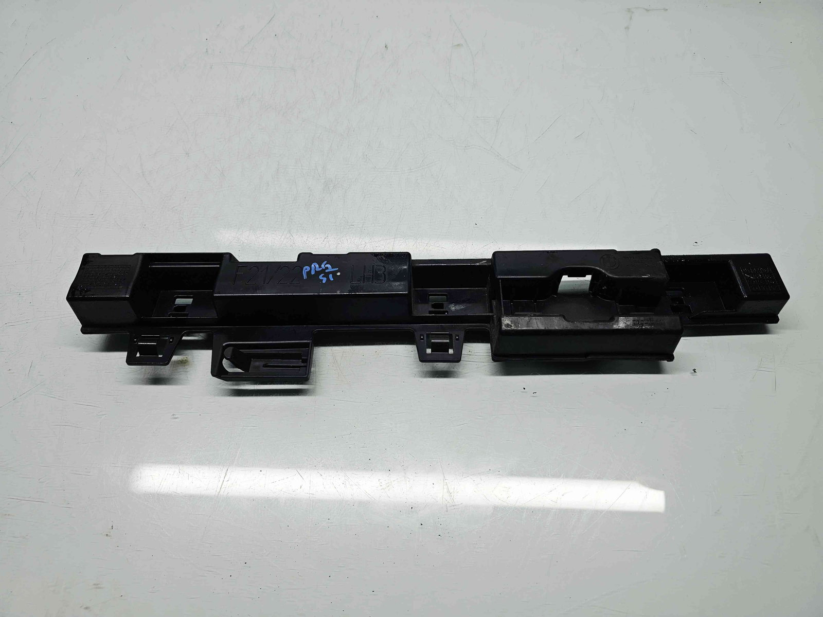 Suport prag stanga Bmw 1 (F21) [Fabr 2012-2017] - imagine 2