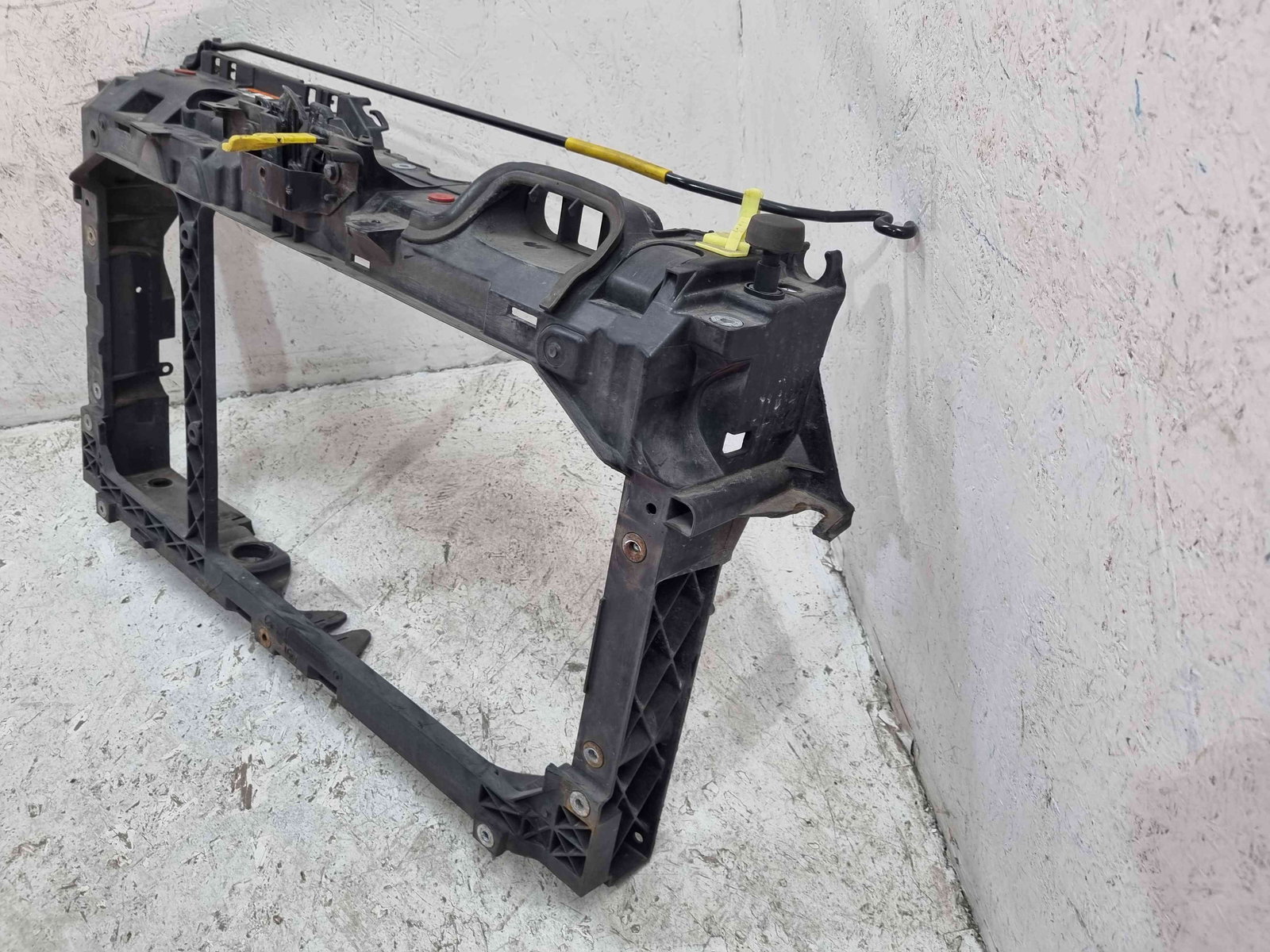 Trager Ford Fiesta 6 facelift [Fabr 2008-2019] - imagine 2