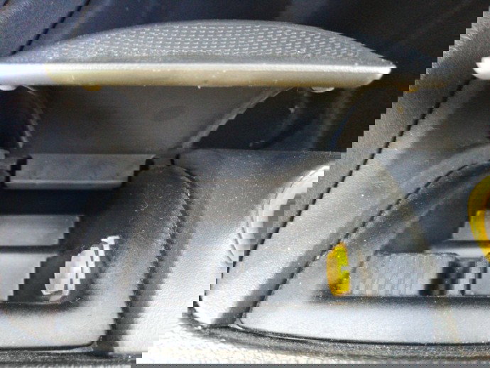 Scrumiera Renault Clio Symbol 1.5 DCI K9K OEM 2005-2012