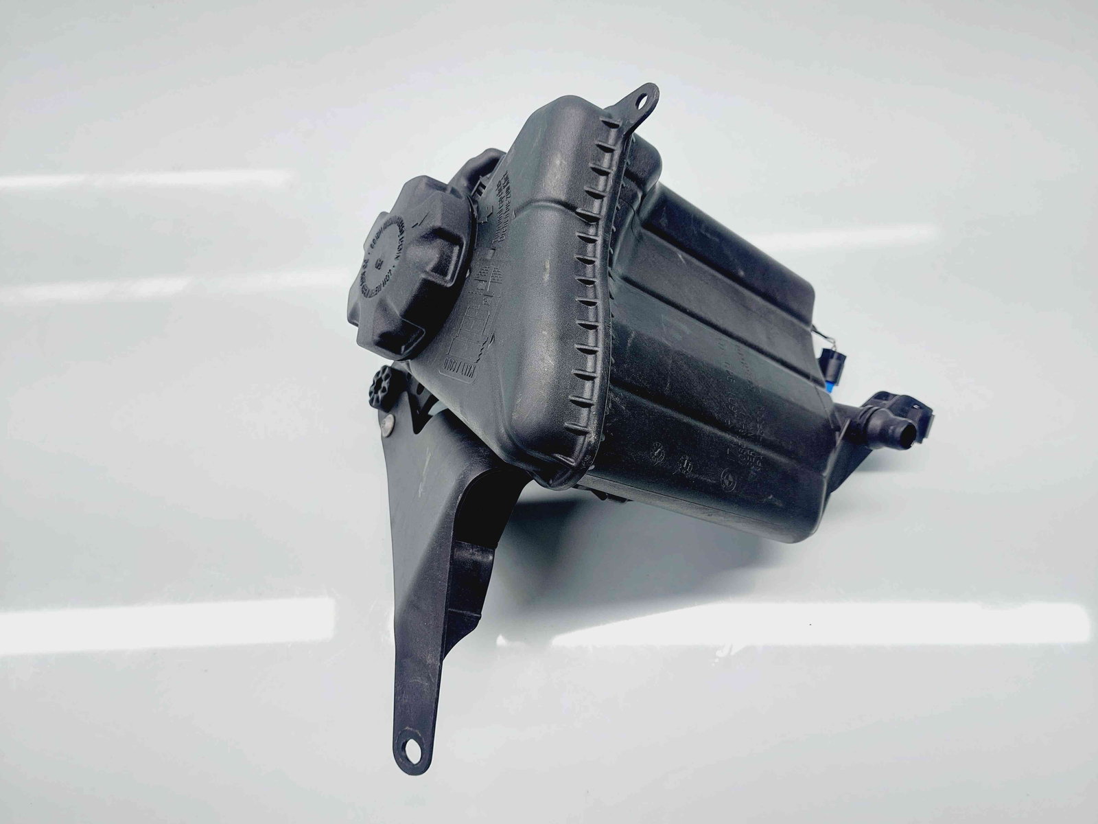 Vas expansiune Bmw 5 (F10) [Fabr 2011-2016] - imagine 1