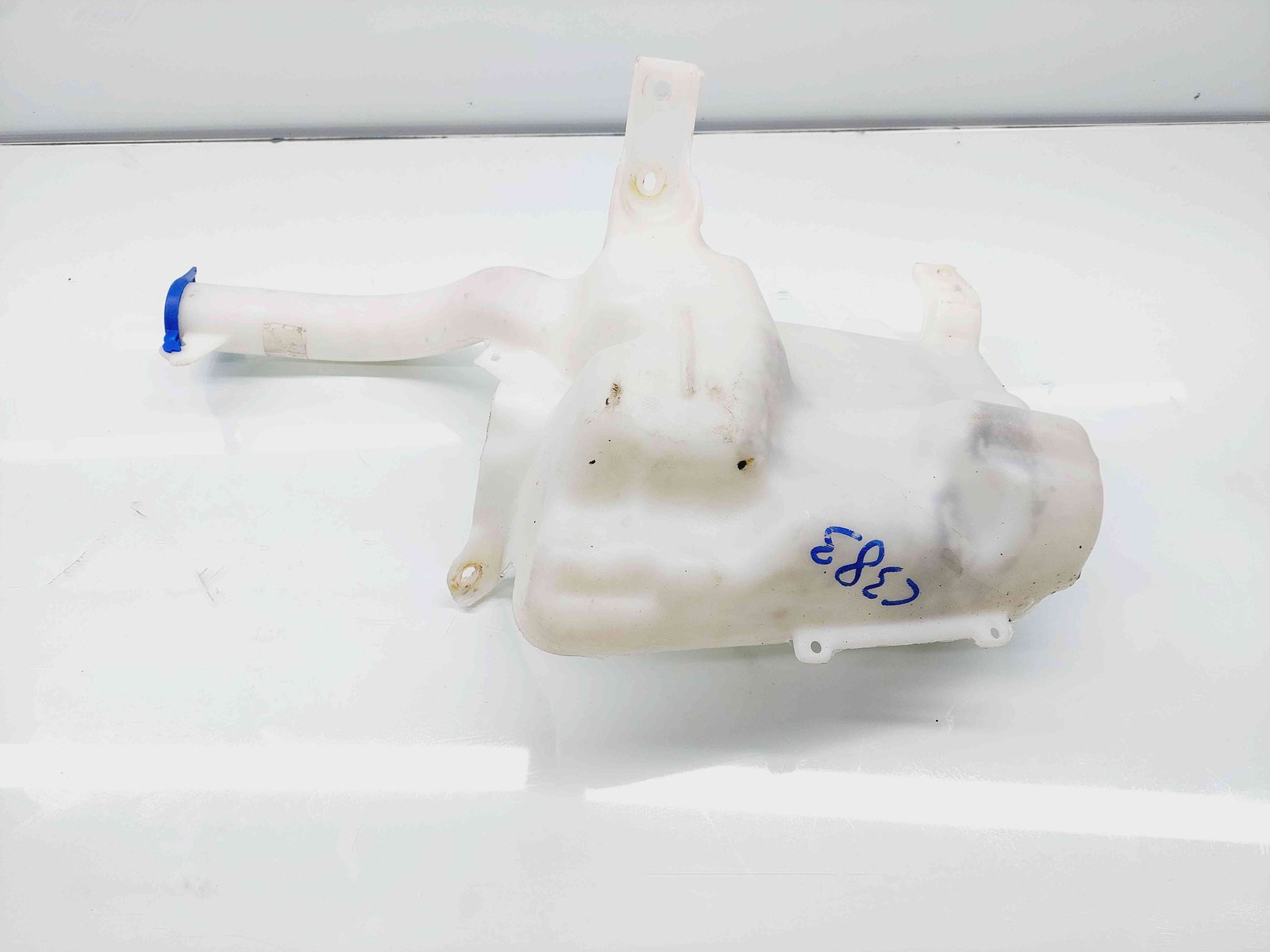 Vas lichid parbriz Ford Mondeo 5 Hatchback [Fabr 2014-2022] DS73-17B613-AF - imagine 1